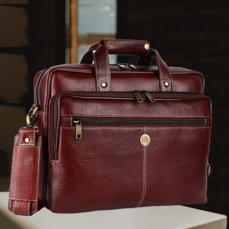 Wildcraft Men & Women Maroon Messenger Bag