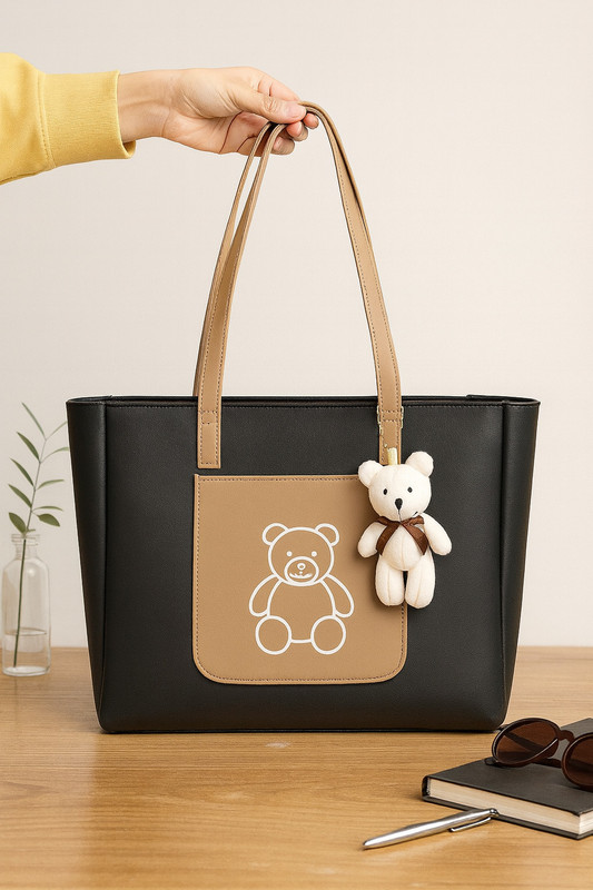 BeijoBolsa Women Brown, Tan Tote