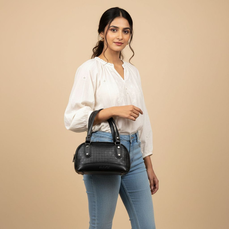 BATUTA HUB Women Brown Hand-held Bag
