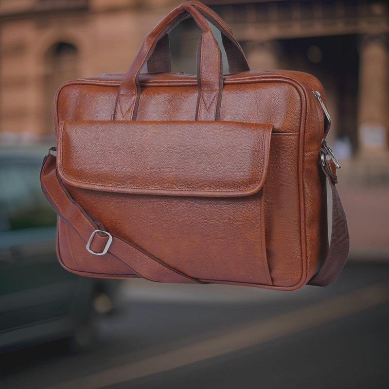 PROVOGUE Men & Women Tan Messenger Bag