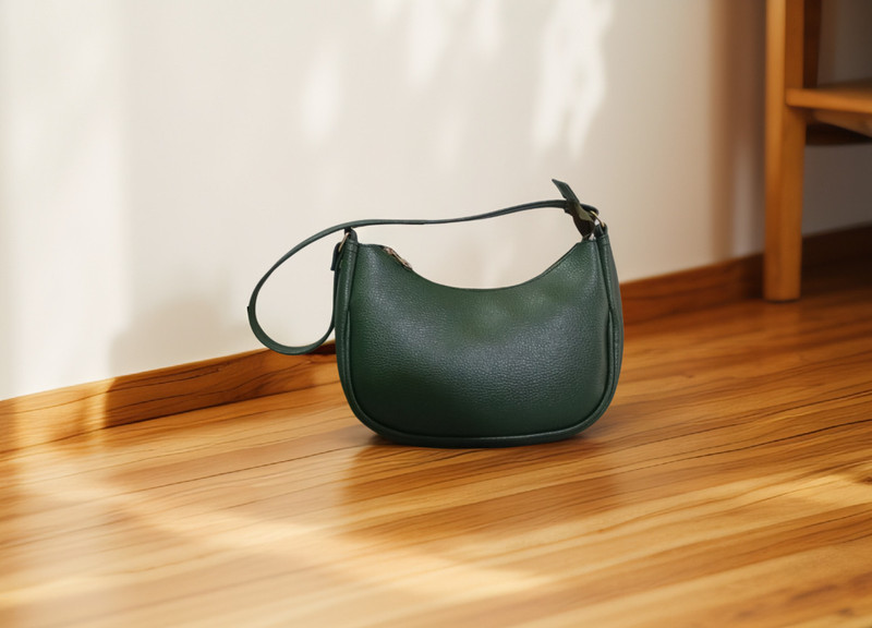Parveen Collection Women Green Shoulder Bag