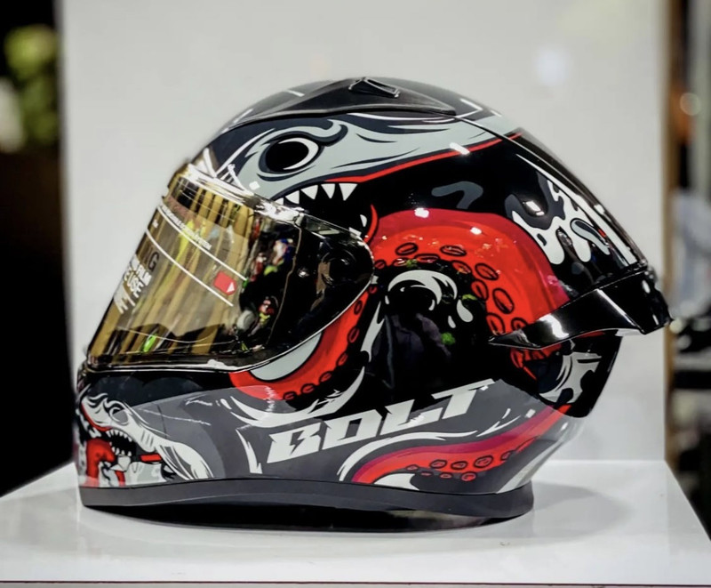 VEGA BOLT DX OCTOPUS FULL FACE BLACK RED SIZE 600 Motorbike Helmet(Black)