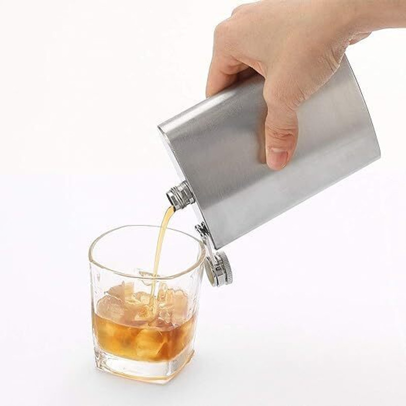 Wiskey Stainless Steel Pocket Hip Flask, Silver Stainless Steel Hip Flask(30 ml)