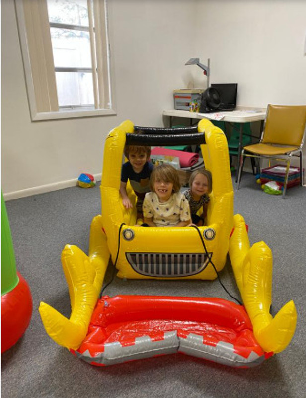 HornFlow Inflatable (IND*55) children's play center Bulldozer with balls Multicolor Inflatable Ball Pits(Multicolor)