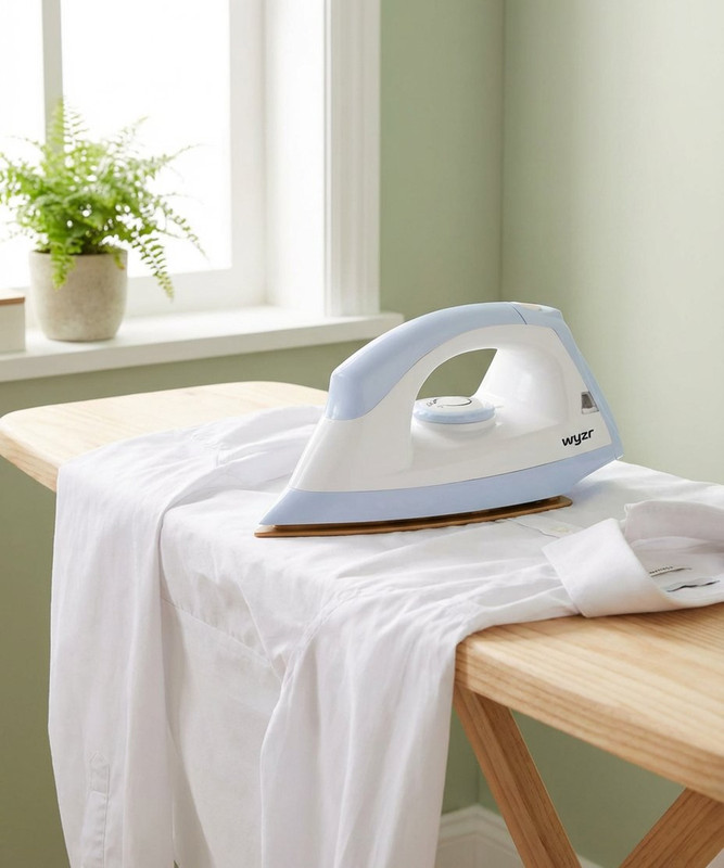 WYZR by Reliance Retail WDIS0004 1000 W Dry Iron(SKYBLUE)