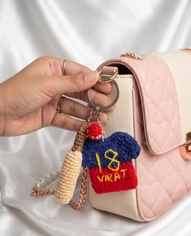 Couponrocks Virat Kohli Jersey Crochet Keychain Key Chain