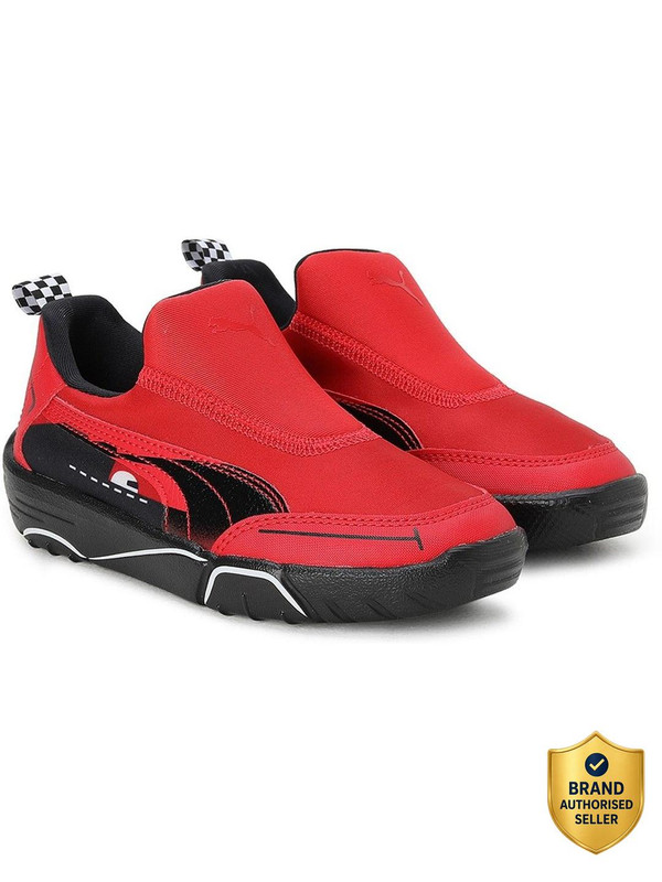 PUMA Boys & Girls Slip on Sneakers(Red, 16 Years+)