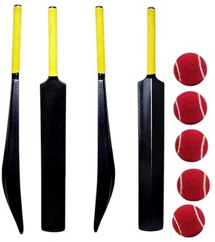kushwaha trader PVC PLASTIC BAT WITH 5 TENNIS BALL Badminton Kit