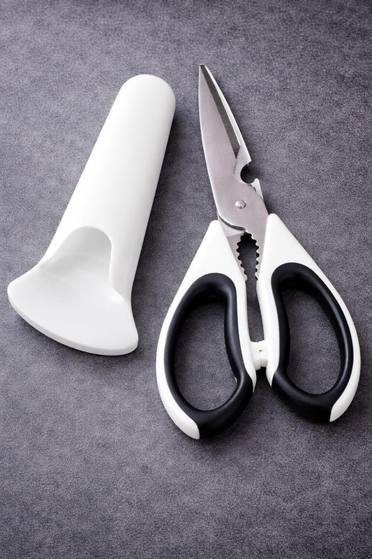 QBIC Kitchen Scissors, Heavy Duty Stainless Steel Multipurpose Ultra Sharp Utility Kitchen Scissors with Cover Stainless Steel All-Purpose Scissor(Black, Pack of 1)