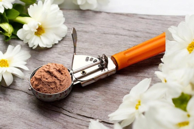NHB BOUTIQUE Scooper for Baking Serving Spoon, Easy Grip Cream Spoon Kitchen Scoop