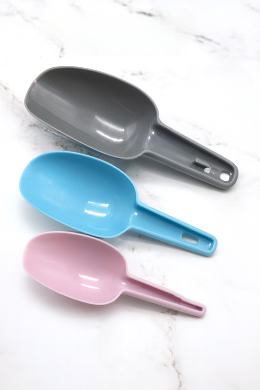 ZUNBELLA Set of 3 Plastic Food Scoop - Ice, Candy, and Kitchen Feeder Shovel, Stackable Kitchen Scoop