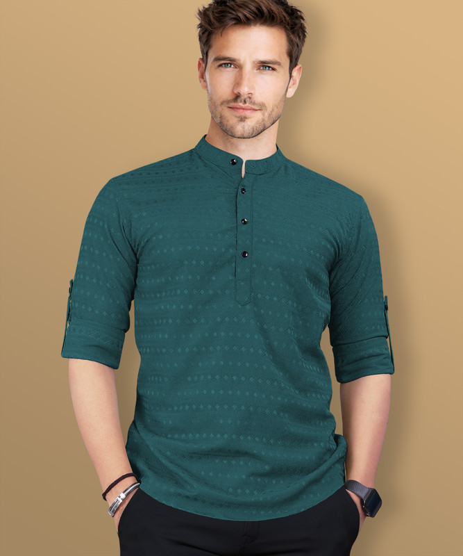 VeBNoR Men Self Design Straight Kurta(Green)