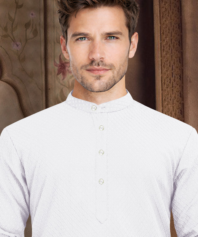 VeBNoR Men Solid Straight Kurta(White)