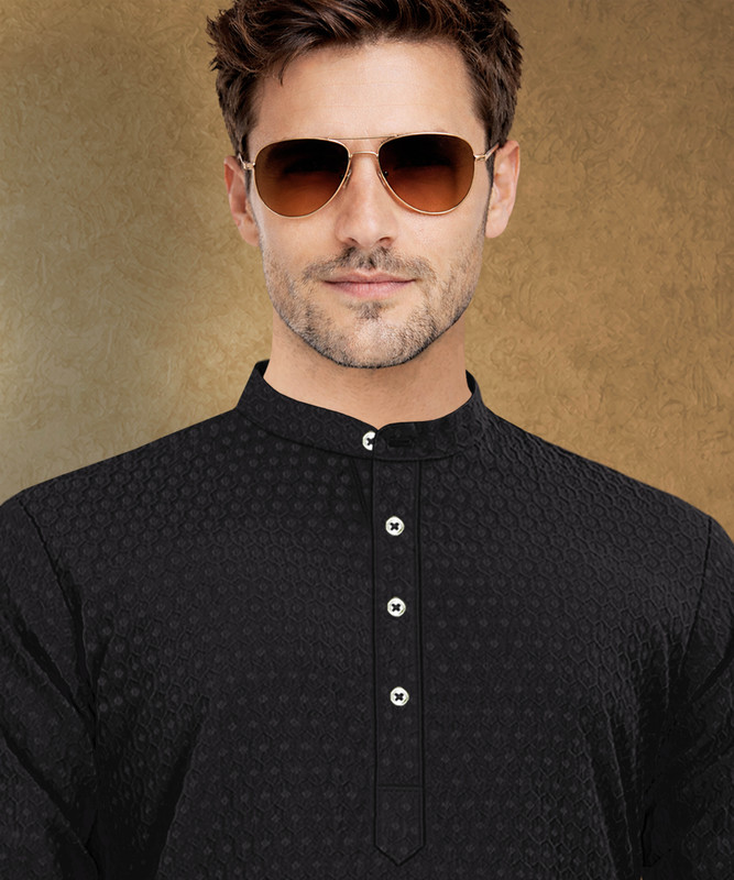 VeBNoR Men Solid Straight Kurta(Black)