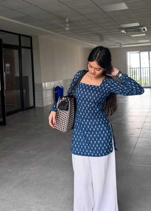 Rkedian Women Printed, Floral Print A-line Kurta(Blue)
