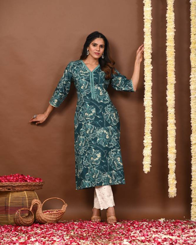 Asharexim Women Floral Print, Paisley, Printed Straight Kurta(Green)