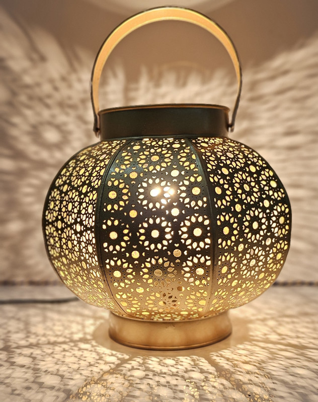 R K Handicrafts Decorative Electric Moroccan Lantern With Aroma Diffuser Gold Metal Hanging Lantern(22 cm X 25 cm, Pack of 1)