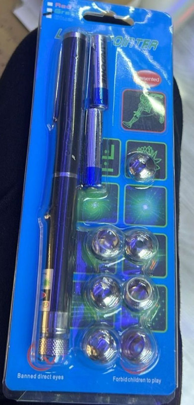 giftsrus Green Red Laser Pointer with 7 lens-Laser Pen with Flashlight(1000 nm, Red, Green)