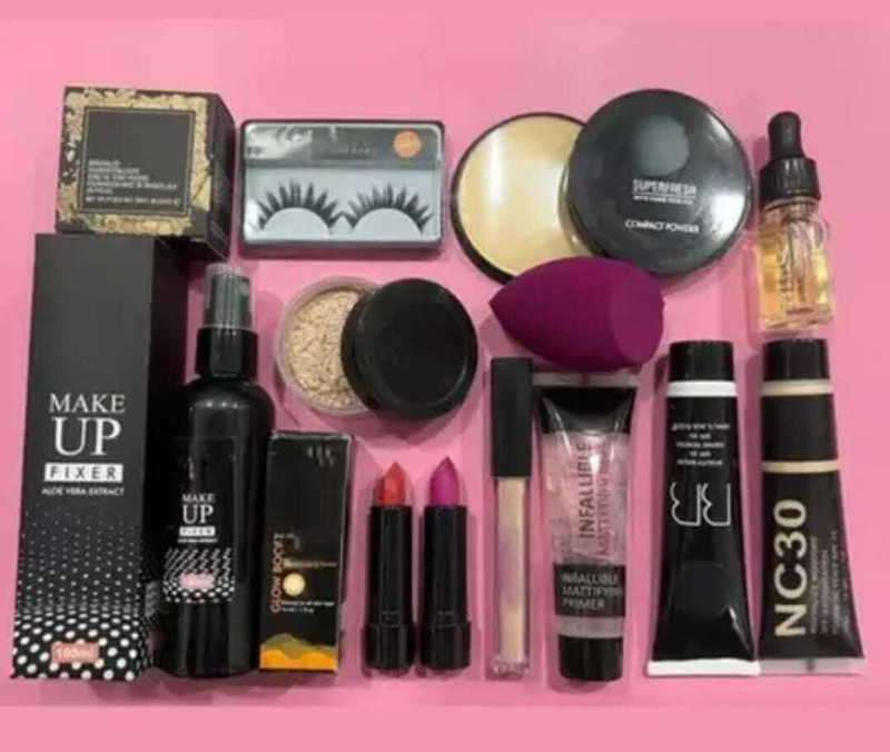 toroka GIRLS NEW BEST QUALITY MAKEUP COMBO(Pack of 12)