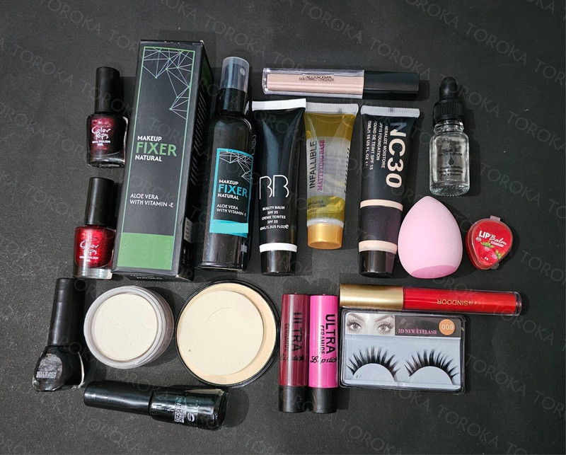 coslane New Professional Beauty Parlour Makeup Combo Kit For Women & Girls All Products(Pack of 18)