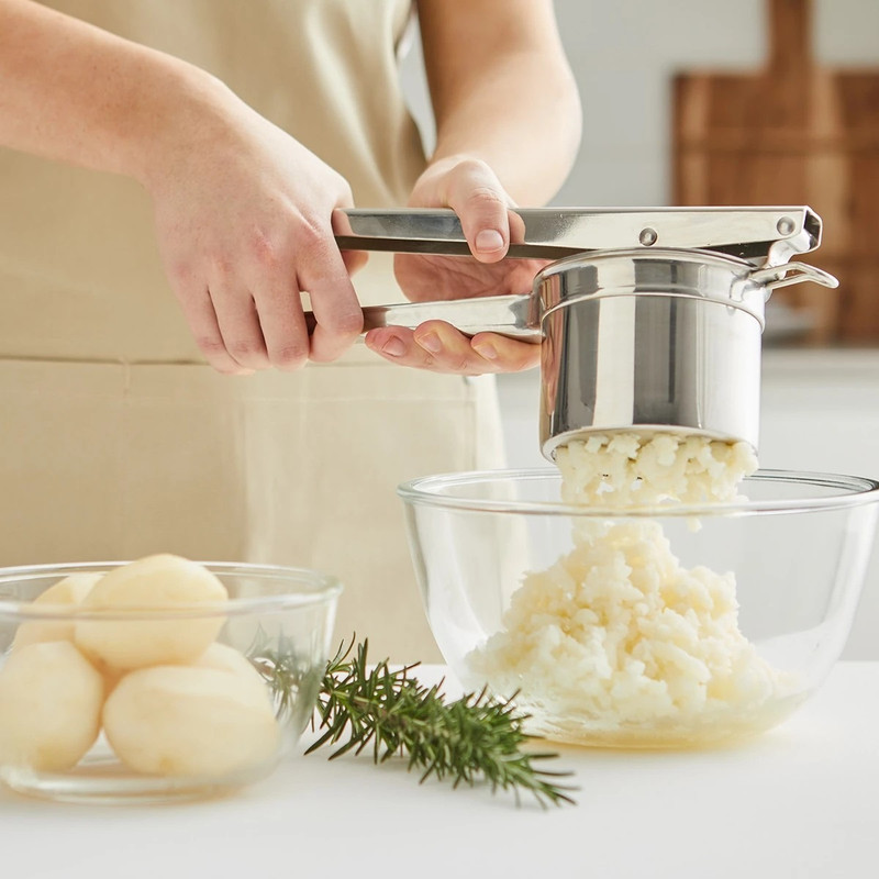 MINDKING Potato Masher Ricer Puree Fruit Vegetable Juicer Press Maker Stainless Steel Masher(Pack of 1)