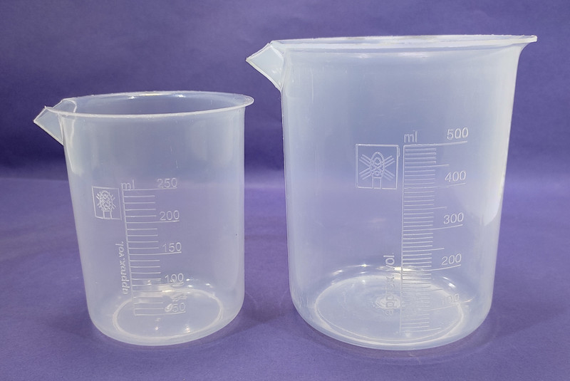 moolenterprises Transparent Plastic Measuring beakers 500,250,100,50,25ml graduated (set of 5) Measuring Cup Set(500 ml)