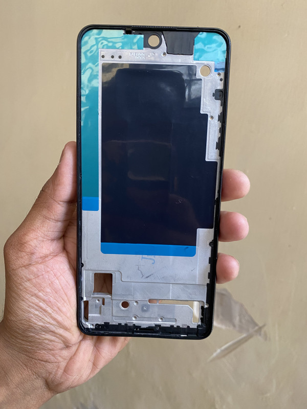 FLOUNDER REALME 3 PRO (LCD MIDDLE FRAME) WITH PROPER LOGO Front Panel(BLACK)