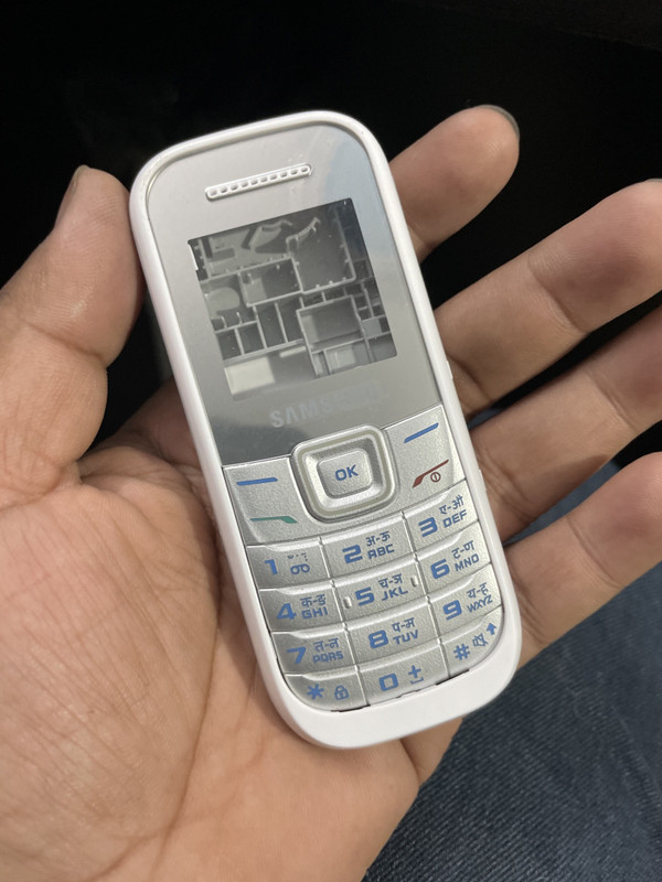 MAXOUT SAMSUNG Guru 1200 GT-E1200 (Housing Body) Back Panel(White)