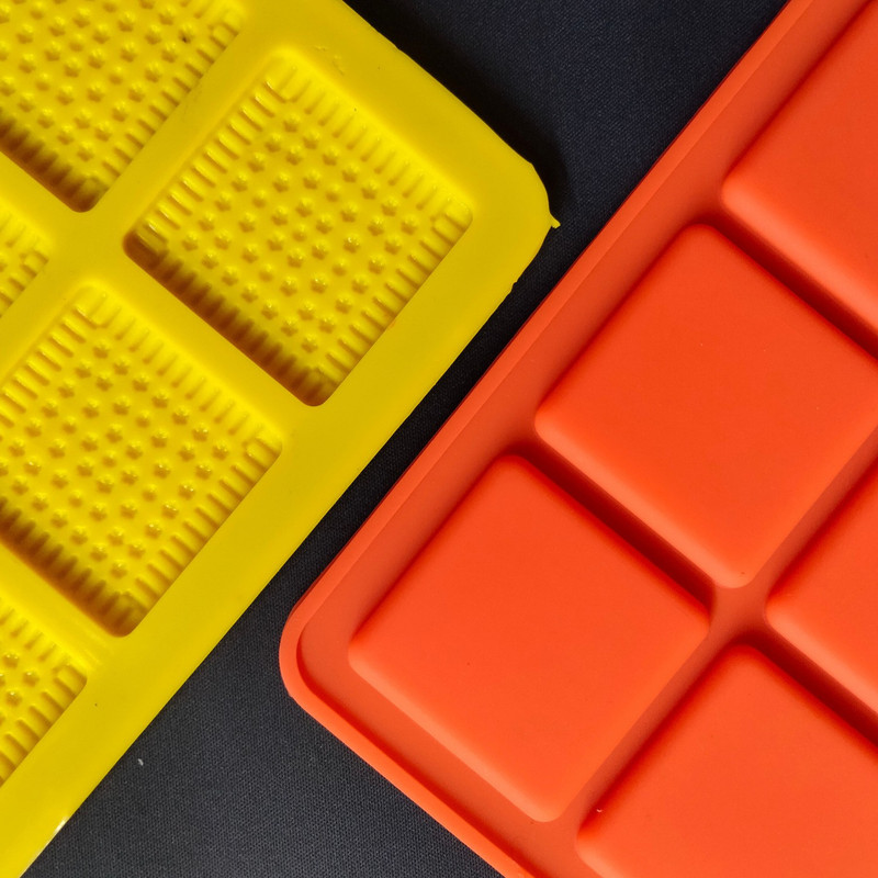 WAKTORO Silicone Cookie/Macroon tray 6(Pack of 6)