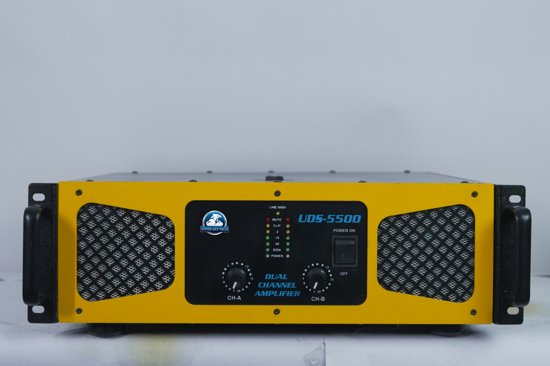 SUPER SKY TECH CO_Amplifier_5500W 250 W AV Power Amplifier(Yellow)