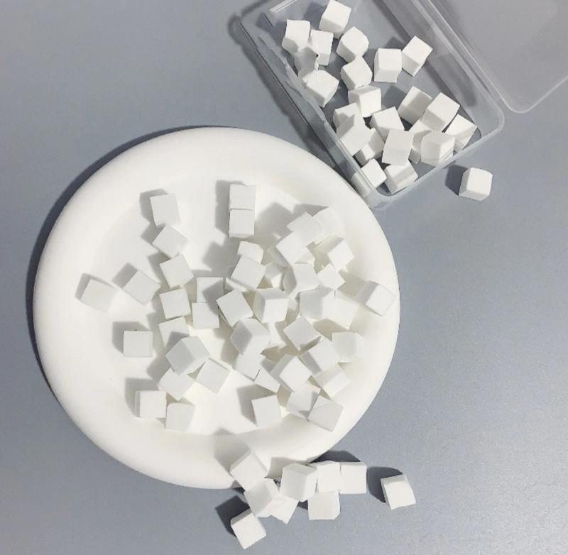 RANORE 80pcs Ombre Sponge for Nails, Mini Sponges Gripper Pen(white)