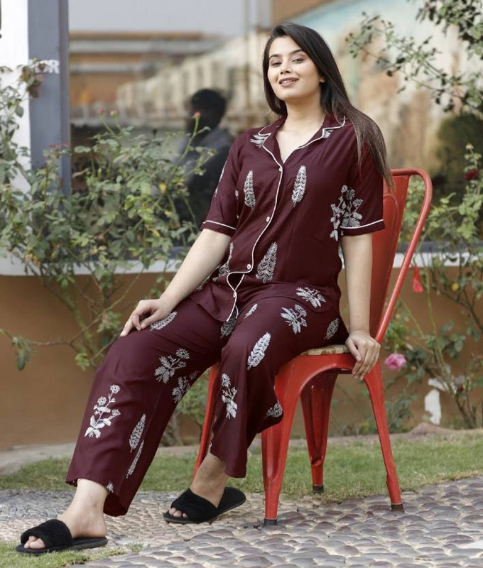 TRINABH Women Nightdress(Brown)