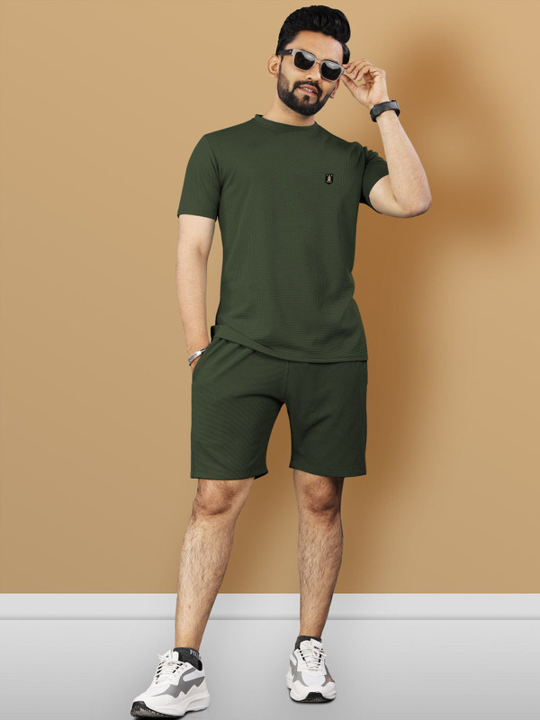 VeBNoR Men Solid Green Night Suit Set