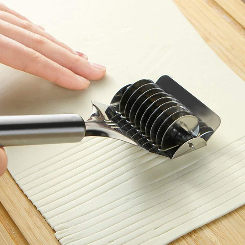 dikvelp Noodle Pasta Maker Roller Cutter with Roasting Tong Kitchen Tool Set Spaghetti and Pasta Maker