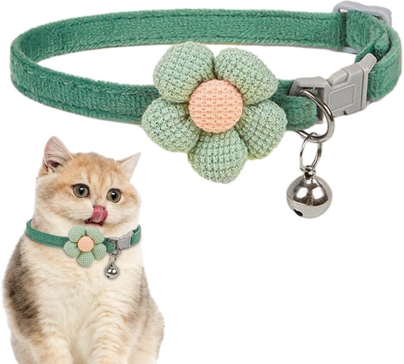 BODY BUILDING Cat Collar Pet Collar Cute Flower with Bell Cat Everyday Collar(Medium, Green)