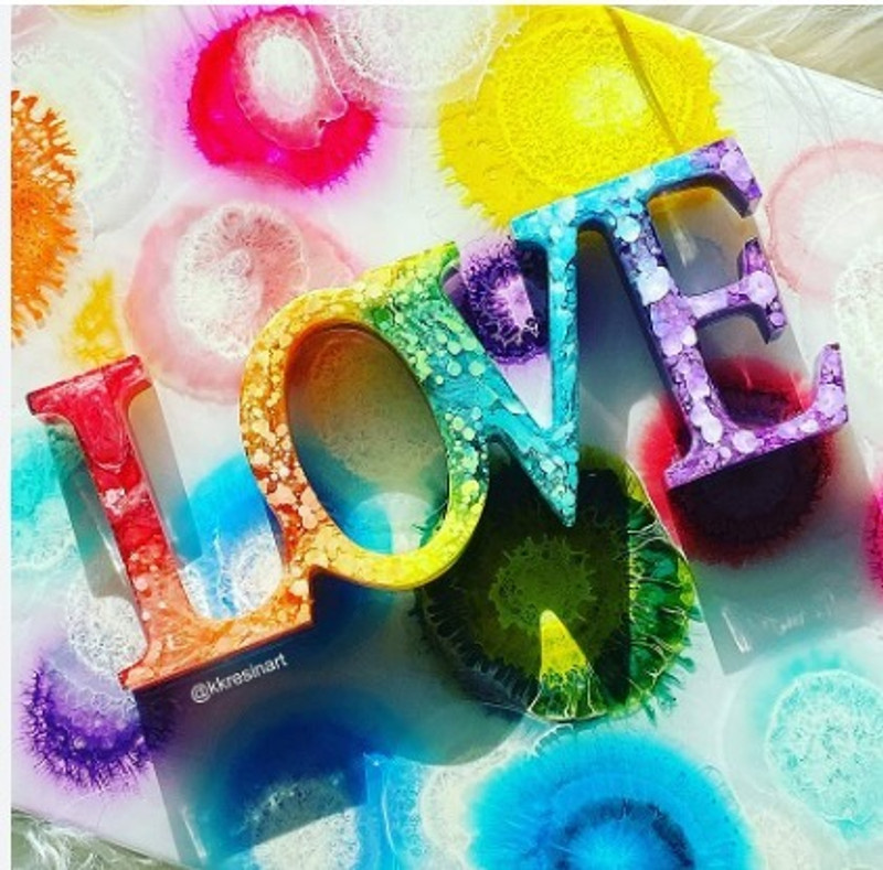 Brightfashion Resin Name Frame 12 inch resin(Multicolor)