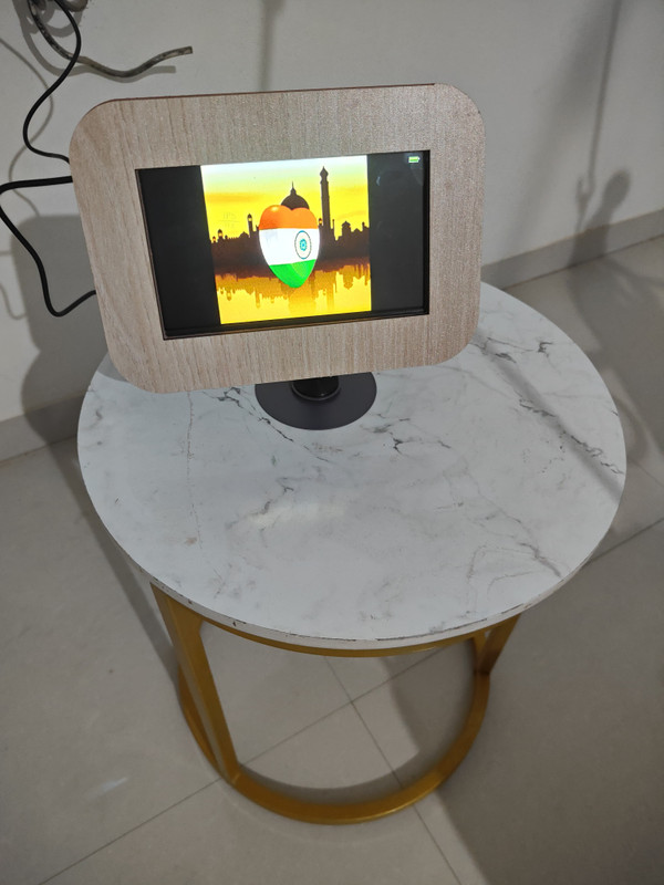 Adi ADI01 7 inch LCD(4 GB, Wood)