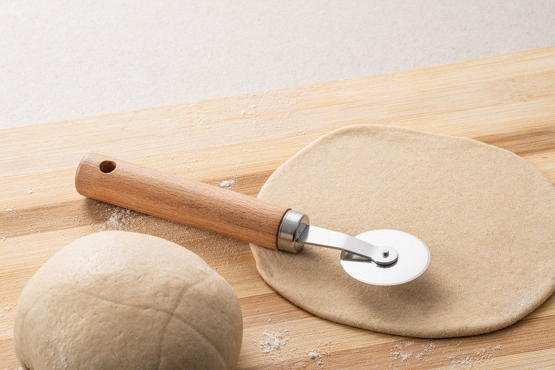 ZUPA Stainless Steel Large Pizza Cutter, Ideal For Cutting Rolling Pizza Cutter(Stainless Steel)