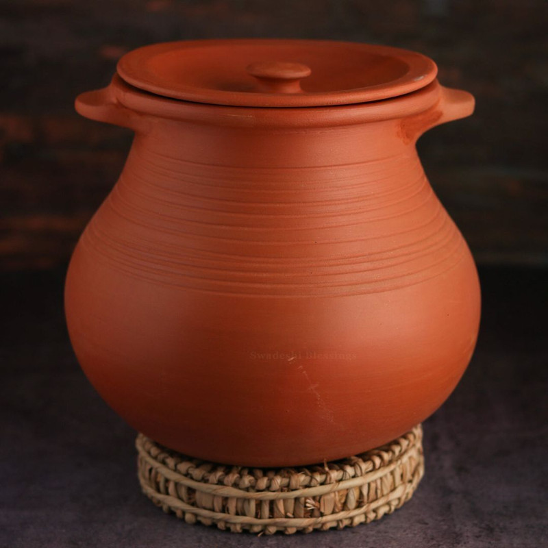 Swadeshi Blessings Unglazed Clay Handi/Clay Pot for Cooking & Serving with Lid/ Biryani Handi Handi 3 L with Lid(Earthenware)