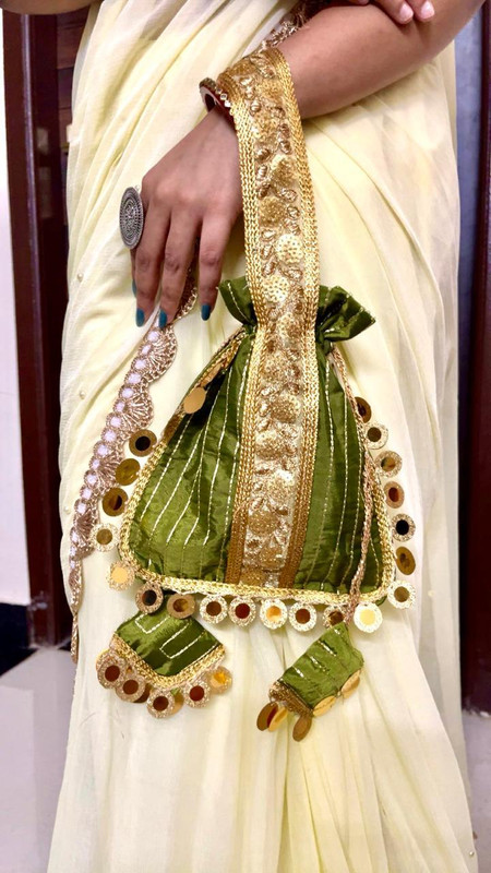 houseofyahvi Mehandiya potli001 Potli