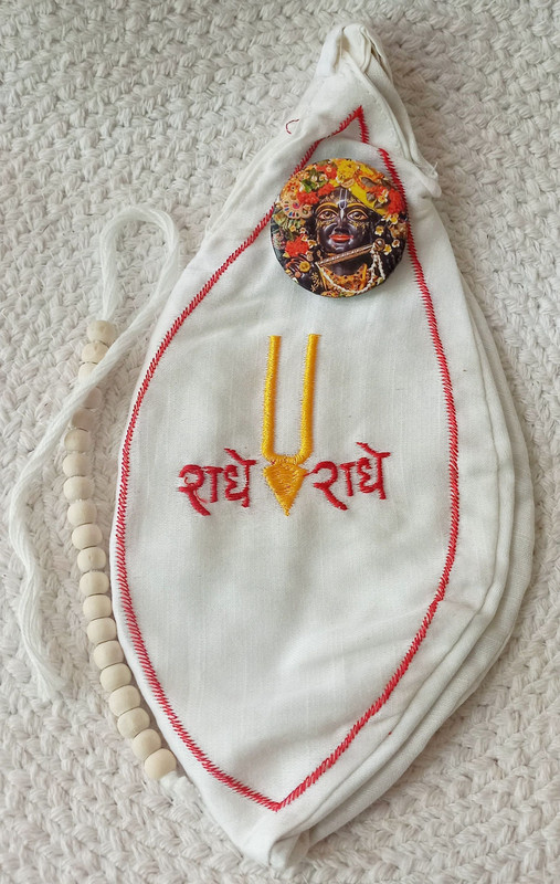 Guli Guli BEAD BAG WHITE EMBROIDERY ZIPPED Potli(Pack of 3)