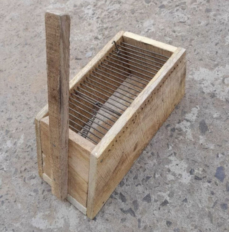 Nayi umag 1 Wooden Rat Trap Snap Trap