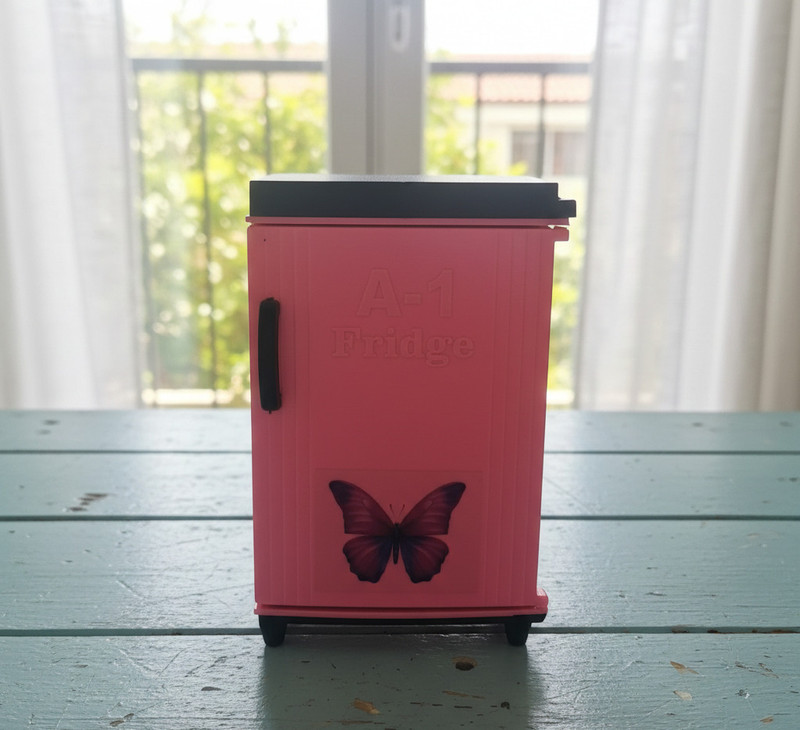 mekavi miniature fridge