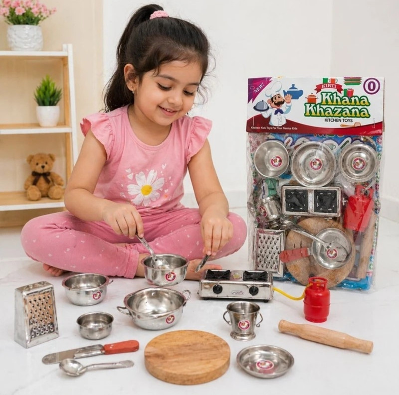 Sanvi metal Plastic and fiber material play set and silver plated pepar dishes play set