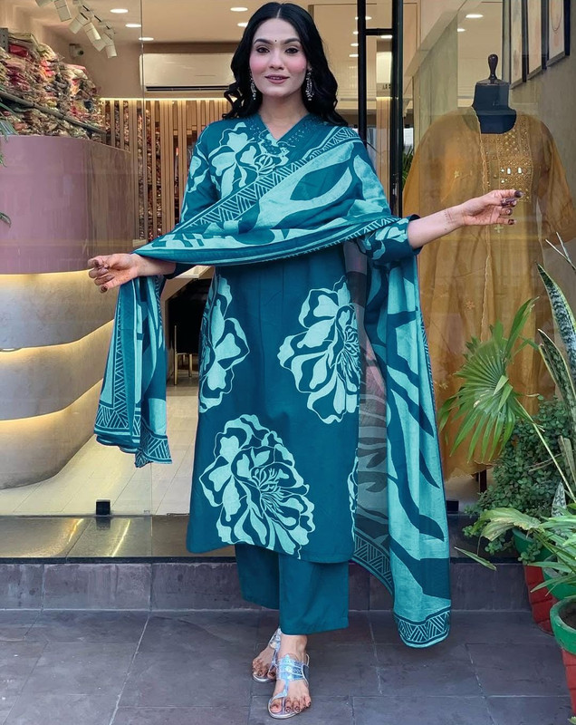 Gopi Kishan Premium Floral Print Kurta, Palazzo & Dupatta Set