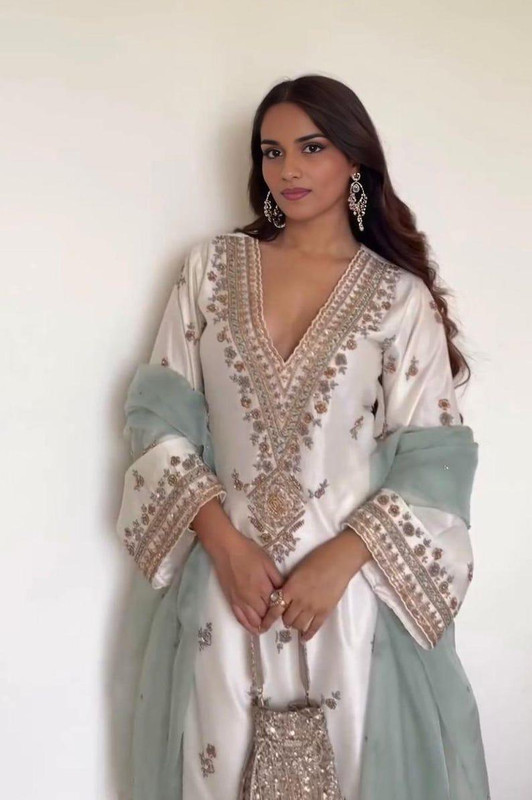 Khodal Boutiques Embroidered Kurta, Palazzo & Dupatta Set