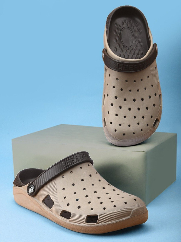 LIBERTY LPMXT-800 Men Clogs(Beige , 6)