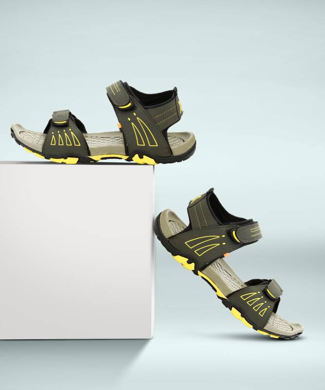 Sparx Men Olive Yellow Sports Sandals
