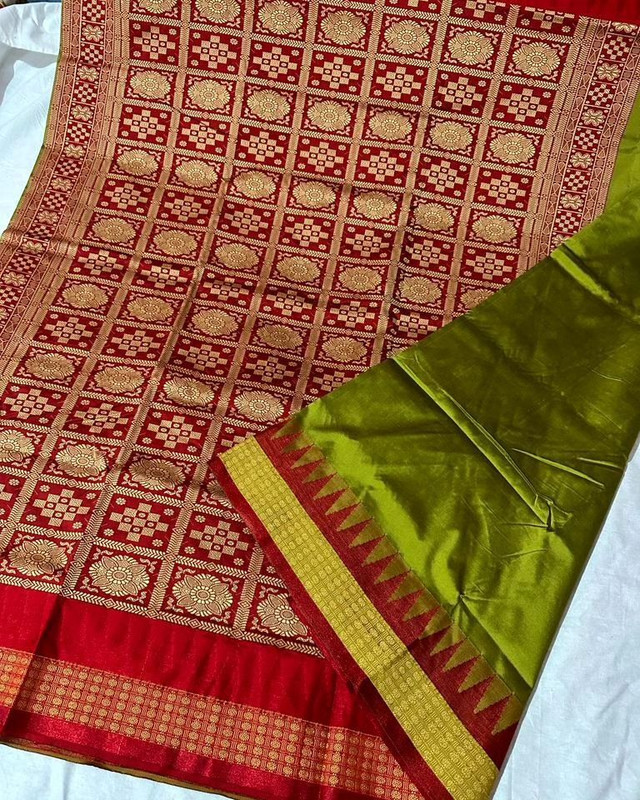 Sijileen Temple Border, Solid/Plain Sambalpuri Silk Blend Saree(Green)