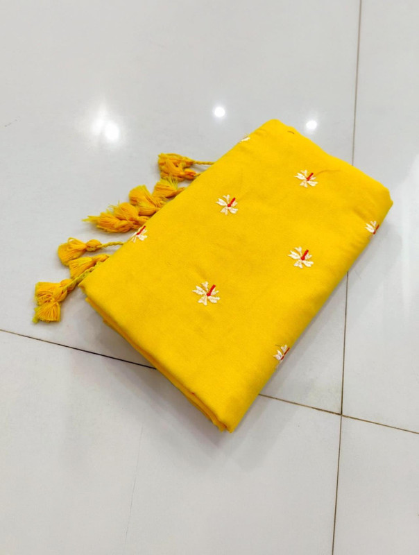 RIDDHIMAN FASHION Floral Print Handloom Pure Cotton Saree(Yellow)